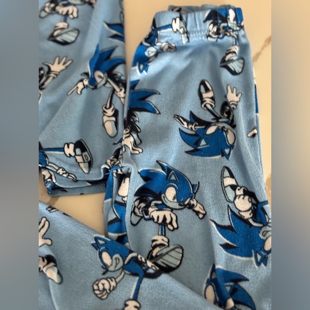 Blue Sonic the Hedgehog Pajama Set Size 6 - Picture 9 of 9